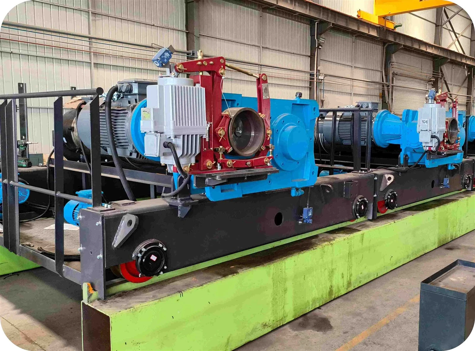 Electrohydraulic brakes for cranes Electrohydraulic brakes for cranes